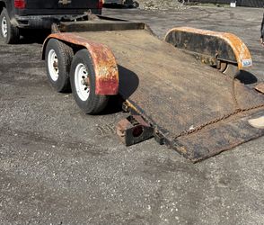 Tilt trailer