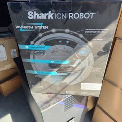New Shark Ion WiFi-Connected Robot Vacuum RV763 