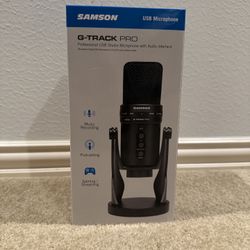BRAND NEW Samson Microphone For Gaming, Streaming, Studio, Music Recording, and Podcasts