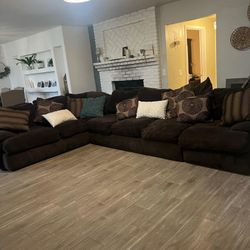 Sofas,  Mirror,  Entrance Table And Center Table $ 450.00 Obo