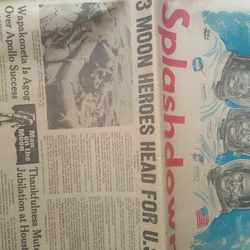 Complete Pain Dealer "Splashdown" Moon Landing News Paper July 25th 1969 VG Condition