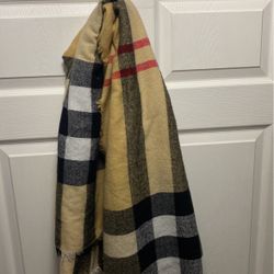 Burberry scarf for Sale in Louisville, KY - OfferUp
