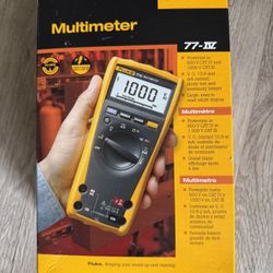 Fluke 77 IV Digital Multimeter