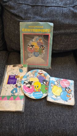 Baby Looney Tunes 1st Birthday Party Supply Set