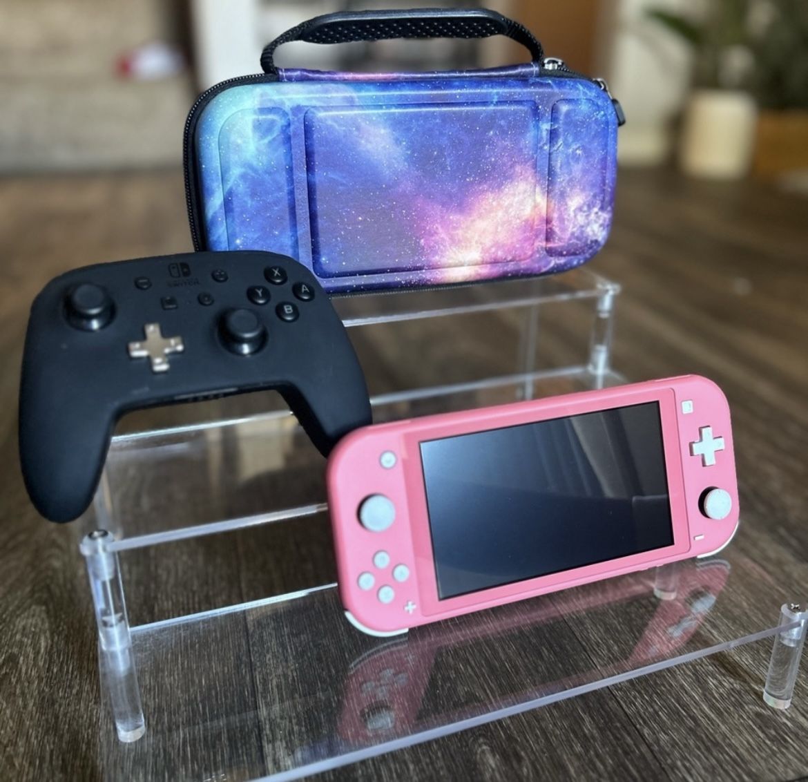Nintendo Switch Lite . Case, Controller & GAME!