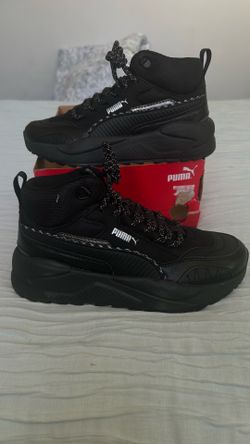 Puma shoes.  Brand New. Size 6.  $35