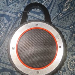 Bluetooth Portable Speaker Clip On Works Great. 
