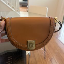 Authentic Fendi – Sophisticated & Stylish