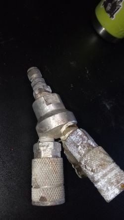 Compressor tripod connector