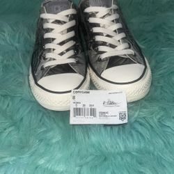 Like New Converse CTAS OX Dolphin Black Egret Women’s 8