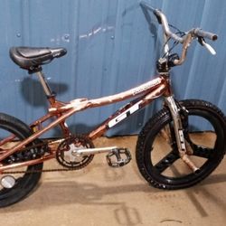 GT PERFORMER 