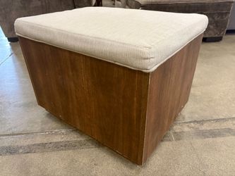 WHALEN FURNITURE Modern Beige Storage Ottoman