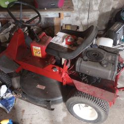 Riding Lawnmower