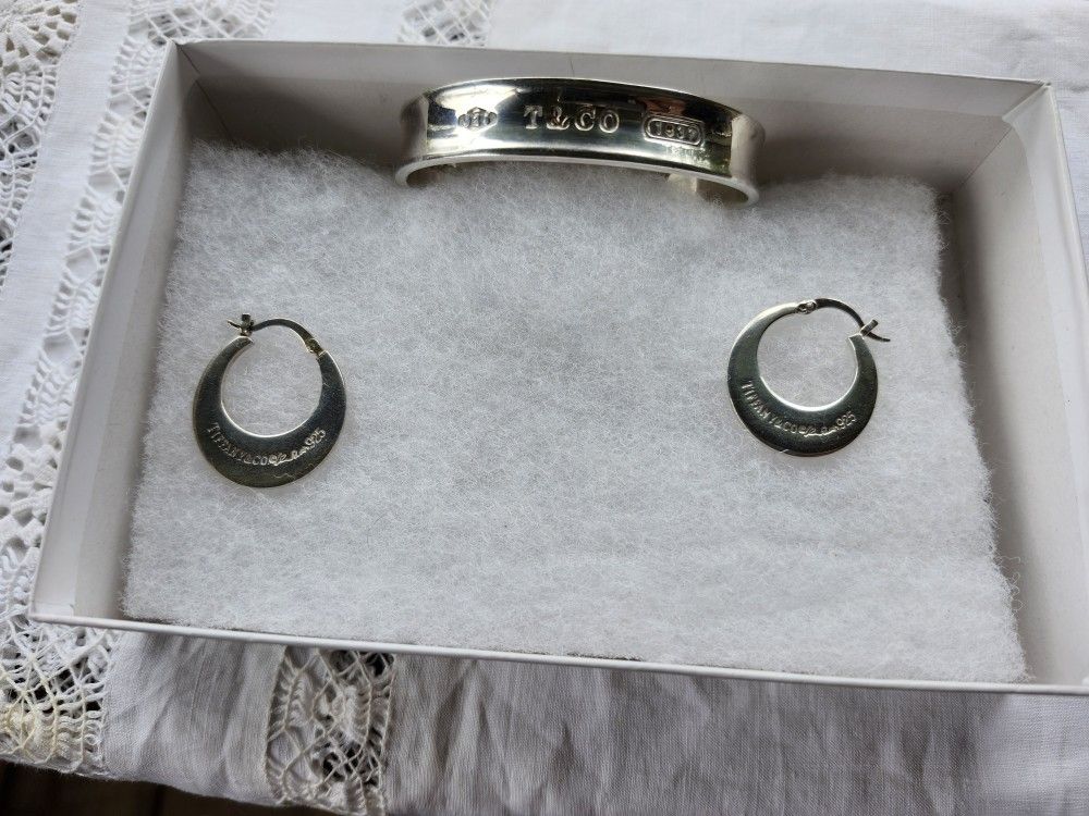 TIFFANY & CO. 1837 .925 BRACELET & EARRING SET8