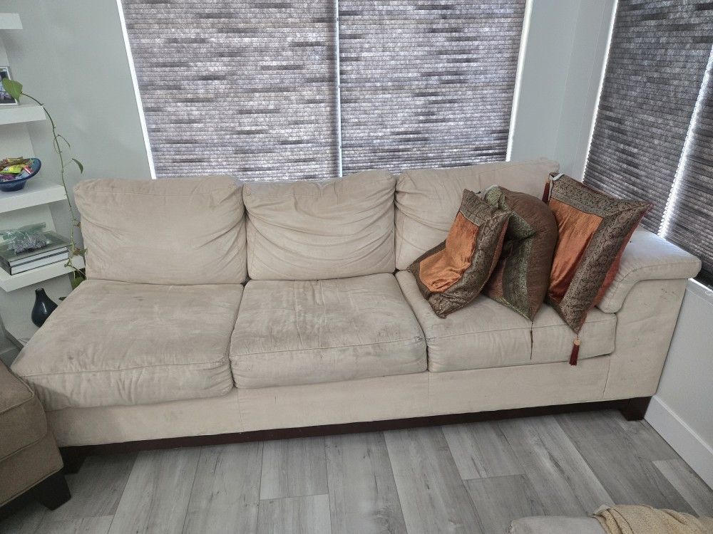 Sleeper Sectional Sofa – Beige Microfiber