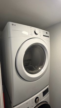 LG  DRYER Gas Dryer White 4.5 cu