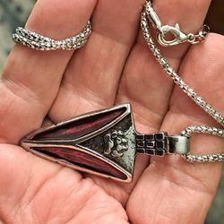 Two Different Color  Pendant Necklaces