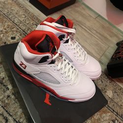 Jordan 5 Fire Red DS Size 12