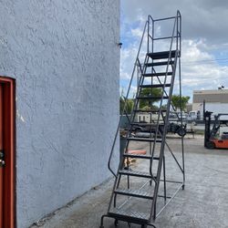 12 Step Rolling Ladder