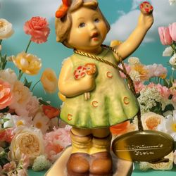 Hummel Goebel 1995 TMK-7 Forever Yours FHUM 793 Club First Issue, 3.75” Box COA