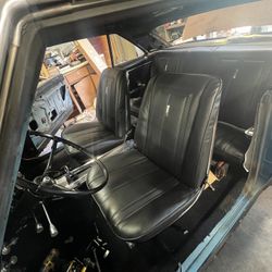 66 Nova Seats
