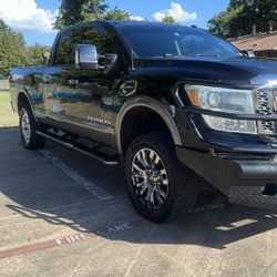 Nissan Titan Platino Diesel 