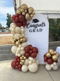 Balloon arch