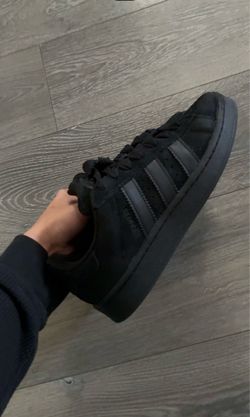 Black Adidas Campus