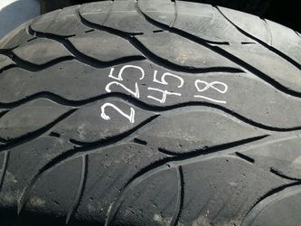 225 45 18 one good car tire for sale