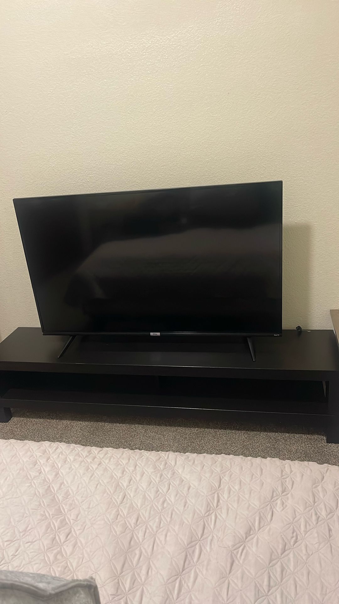 TCL 50″ 4K Roku Smart TV — like new 