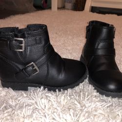 Looking New Little Girl Boots Size 9