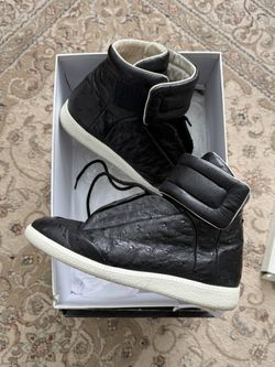 Exotic ostrich Edition Mason Margiela $2399 Retail Size 6