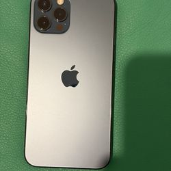 iPhone 12 Pro (256 MB)