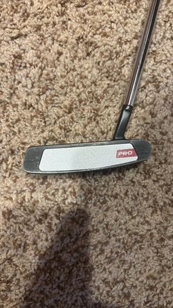 RH - Odyssey White Hot Pro #2 Black 35” Blade Putter