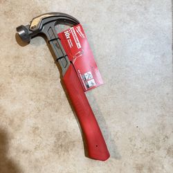 Milwaukee 20 oz. Curved Claw Smooth Face Hammer