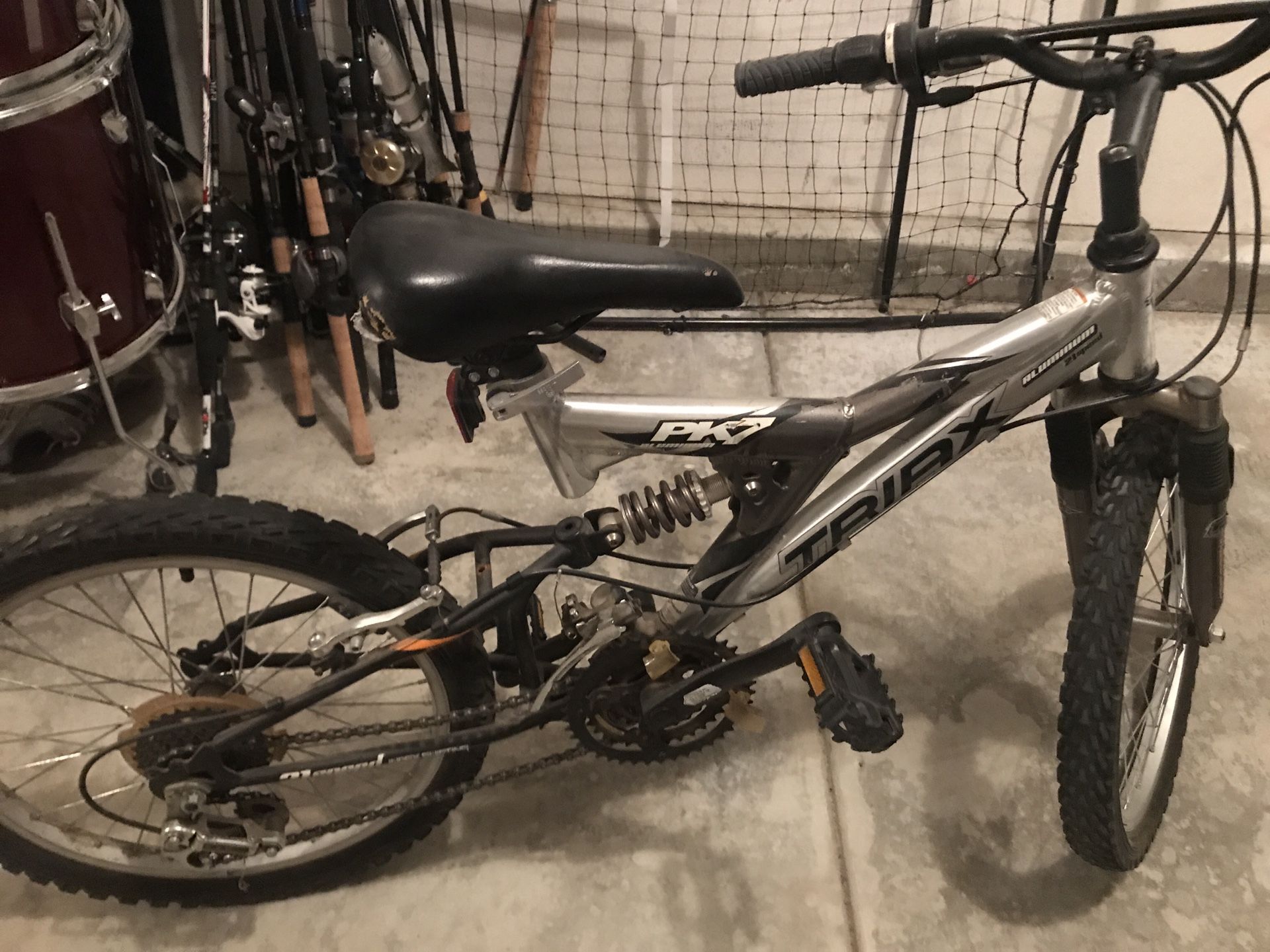 Triax PK7 20” 21 Speed Aluminum Mountain Bike