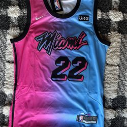 Jimmy Butler - Large Jersey - Miami Heat 