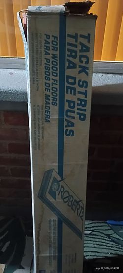 Carpet tack strip for wood floors