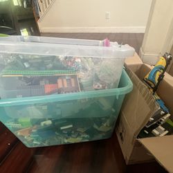 42 LBS Of Bulk Legos And Minifigures