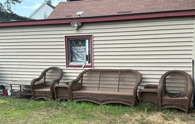 Wicker outdoor set