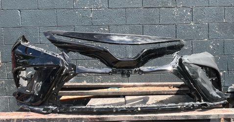 2021-2023 Toyota Camry SE Front Bumper