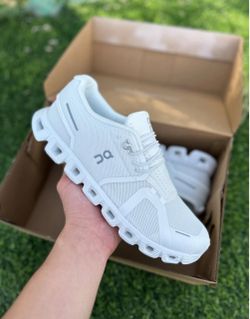 On cloud shoe