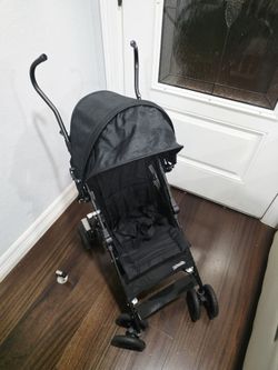 Kolcraft Cloud Lightweight Stroller