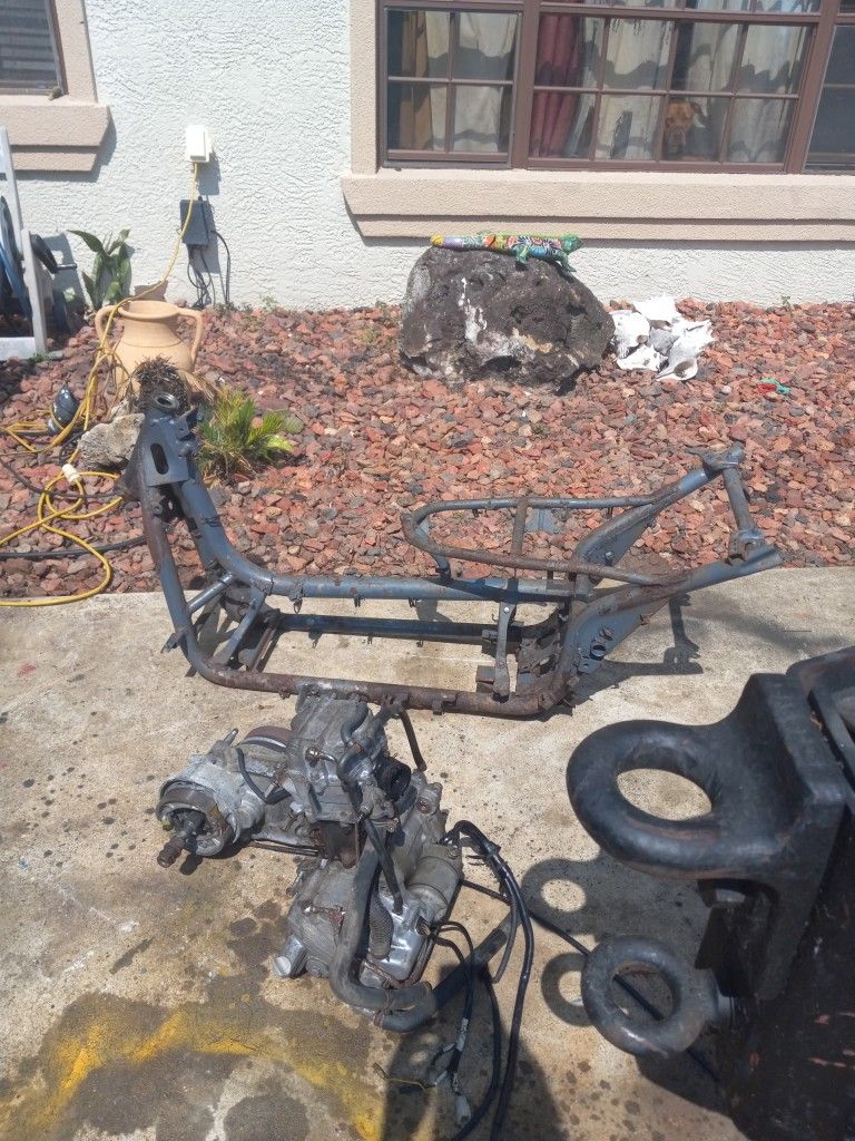 Cn250 Honda Helix For Parts