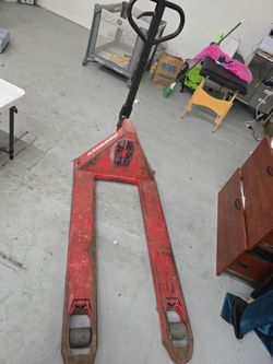 Raymond Heavy Duty Pallet Jack – 5,000 LB Capacity Warehouse Pallet Truck