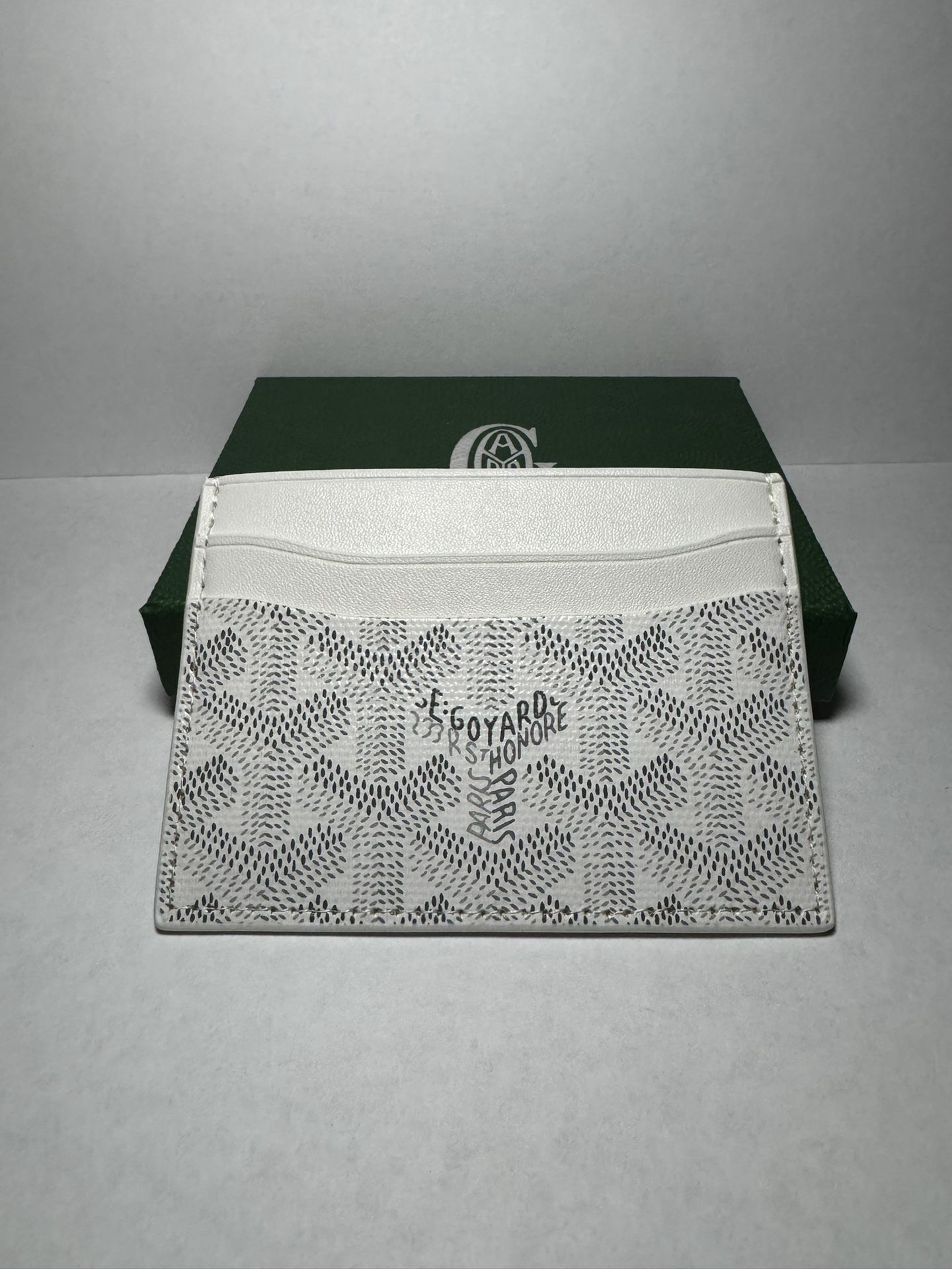 White With Gray Silver Goyard Cardholder New With Tags
