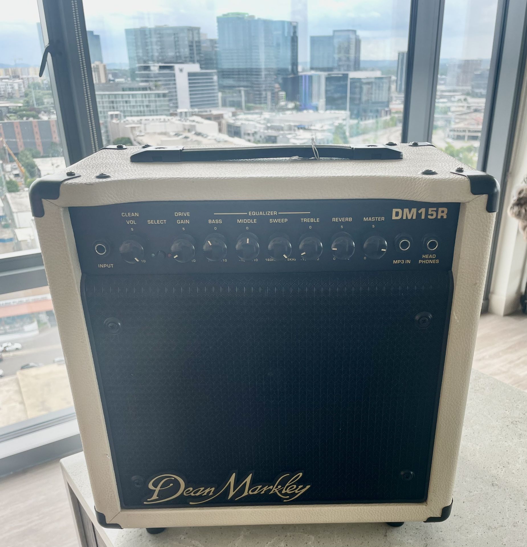 Dean Markley DM15R Electric Guitar Amp