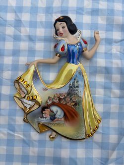 Disney Princess Snow White Plate