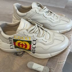 Gucci Sneakers