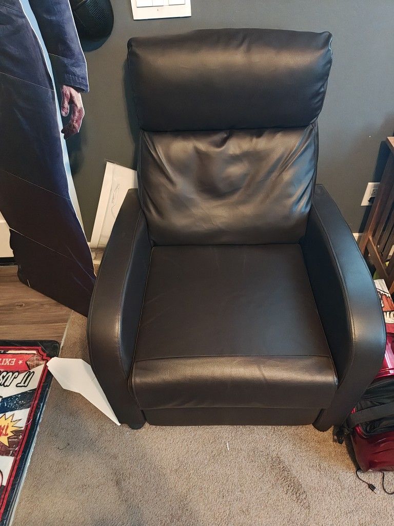 Chair/Recliner